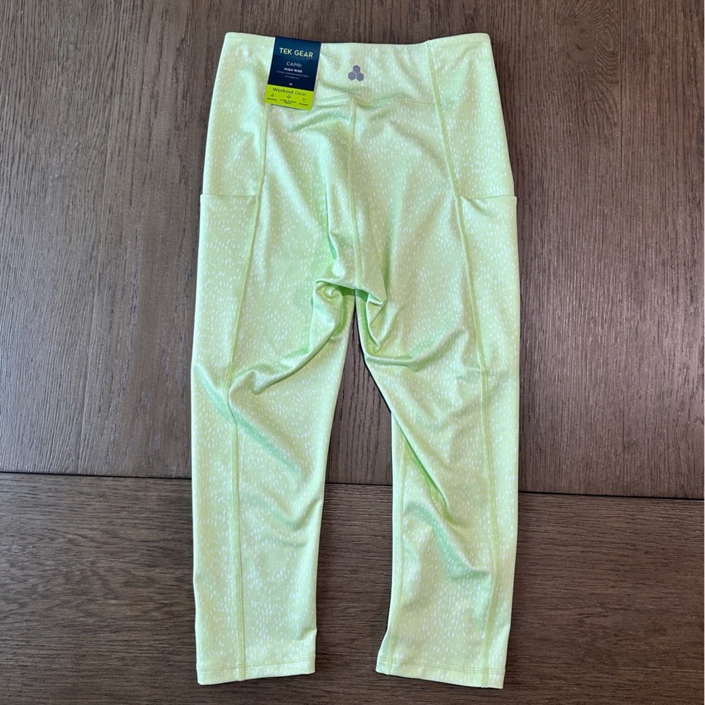 Tek Gear High-Rise Pocket Capri Leggings Size Medium Light Green - Picture 5 of 8